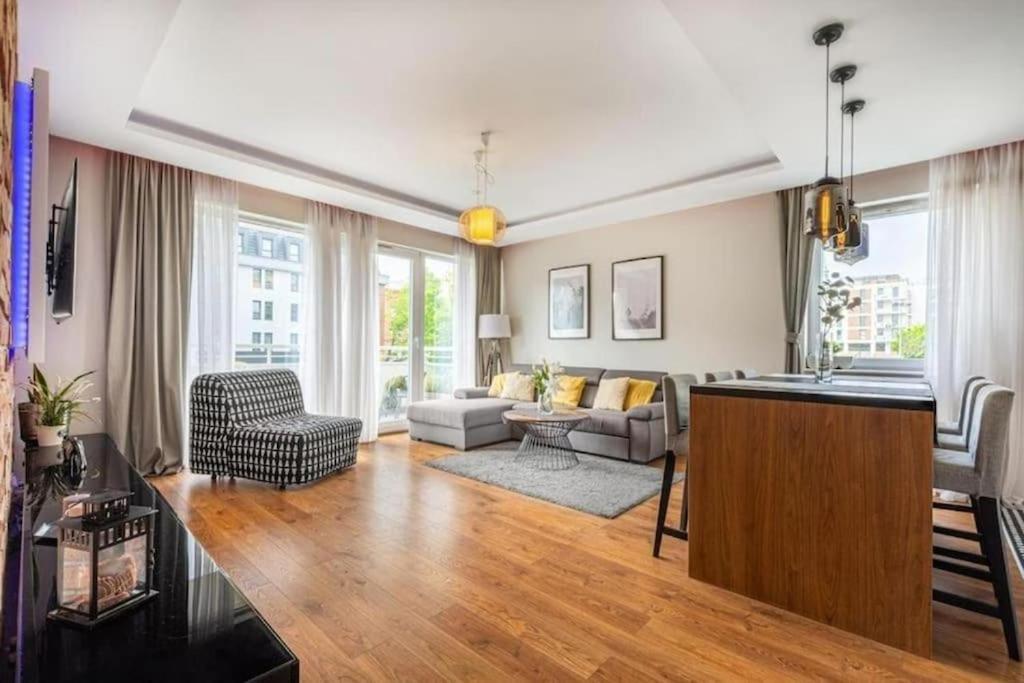 Golden Apartments Lakowa 60A-54 グダニスク エクステリア 写真